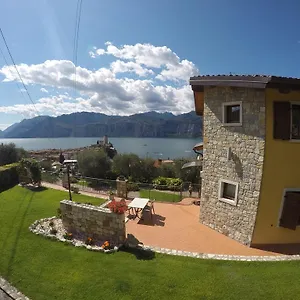 https://appartamenti-la-perla.hotelinveneto.com